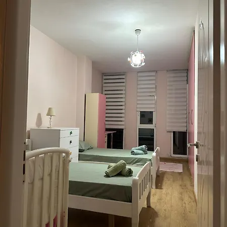 Modern 2br With Living And Private Garage *